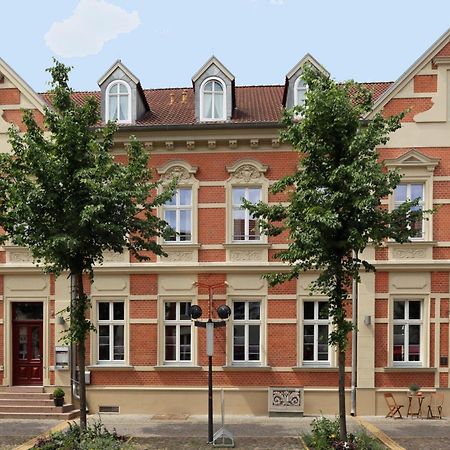 Gut Hotel Stadt Beelitz Exterior photo